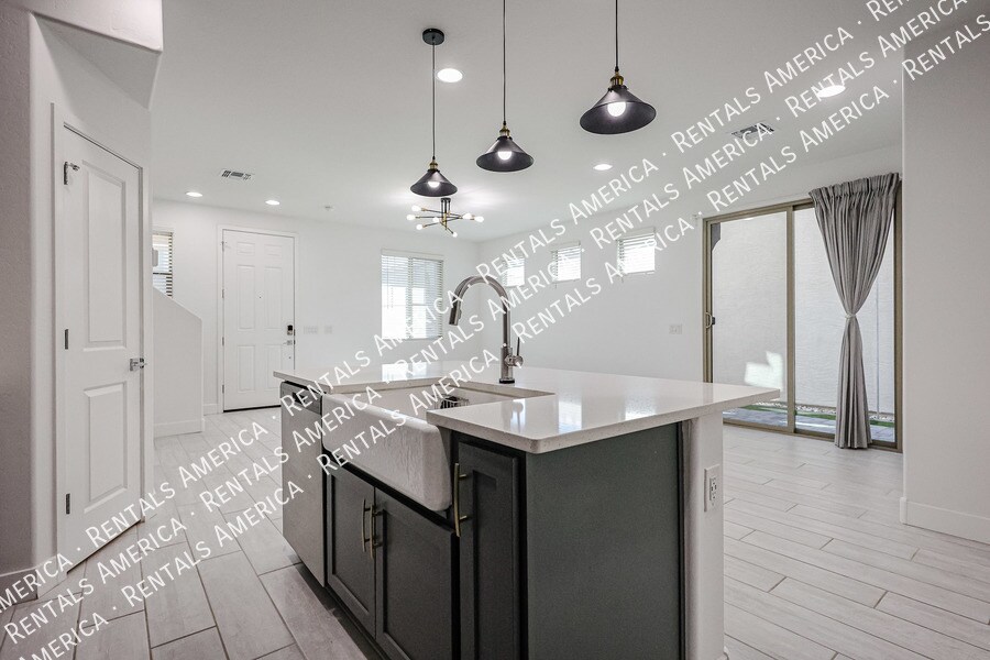 Building Photo - 1656 S 83rd Way