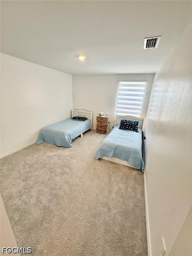 Building Photo - 17645 Paradiso Wy