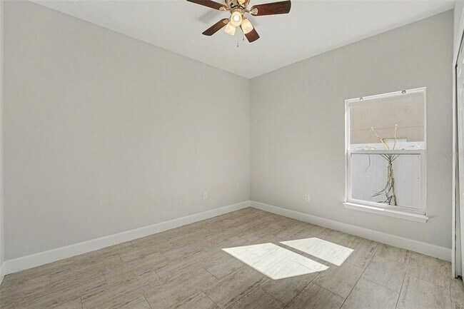 Building Photo - 707 Leopard Ct