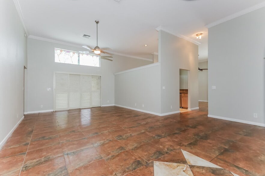 Building Photo - 878 Sage Ave