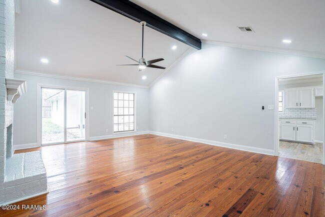 Building Photo - 213 Presbytere Pkwy