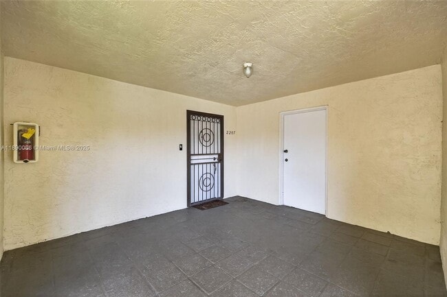 Building Photo - 8851 NW 119th St