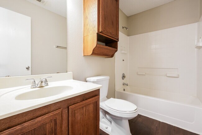 Building Photo - 316 Dakota Ridge Dr