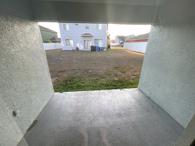 Building Photo - 12820 Longcrest Dr