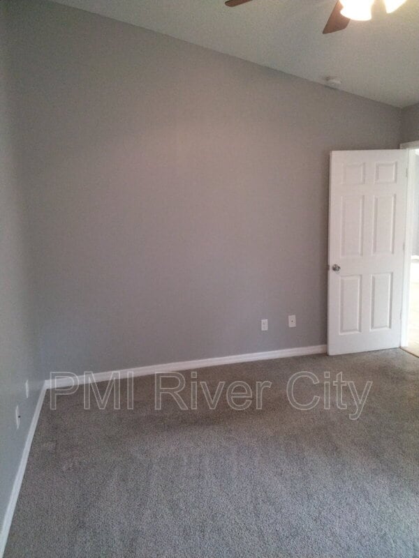 Building Photo - 818 Filmore Ln