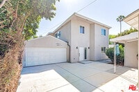 Building Photo - 5912 Satsuma Ave
