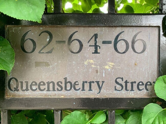 Building Photo - 64 Queensberry St