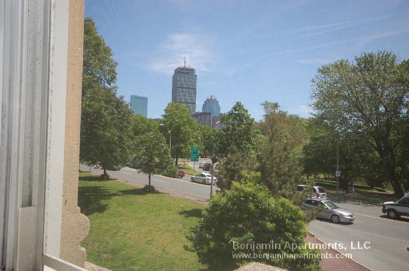 Building Photo - 1171 Boylston St