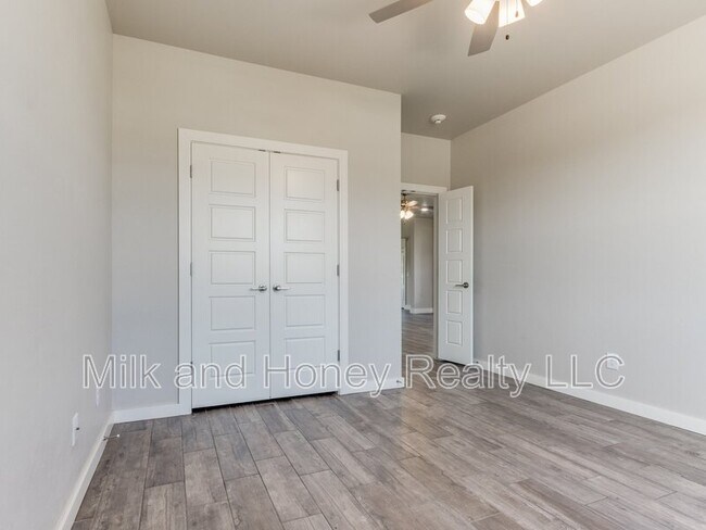 Building Photo - 6271 NW 178th Cir