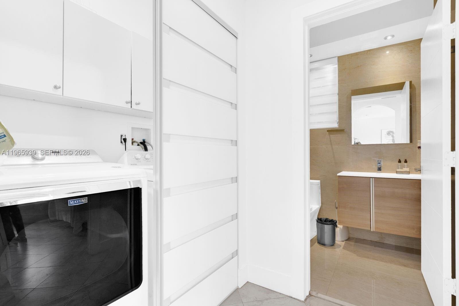 Building Photo - 10824 NW 84th St