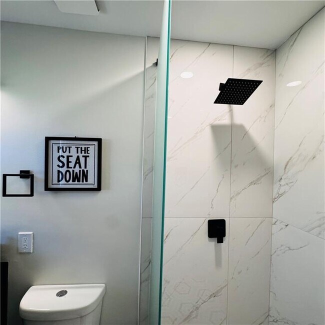 Building Photo - 2054 Fargo Pl SE