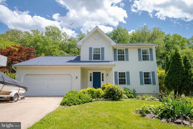Building Photo - 11 Poplar Grove Ave