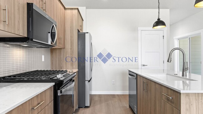 Building Photo - Modern New Construction Home in Boise!