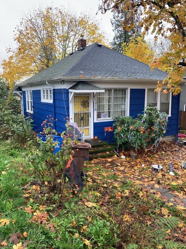 Building Photo - Downtown Camas Cuite