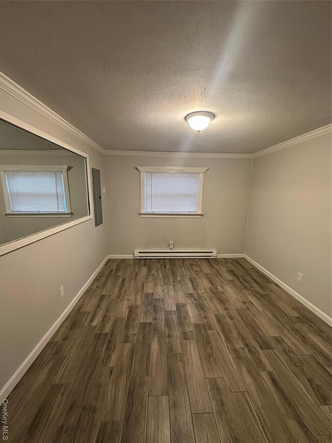 Building Photo - 1 Huron Dr