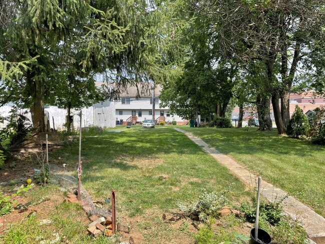 Building Photo - 113-115 E Main Street (SOLD)