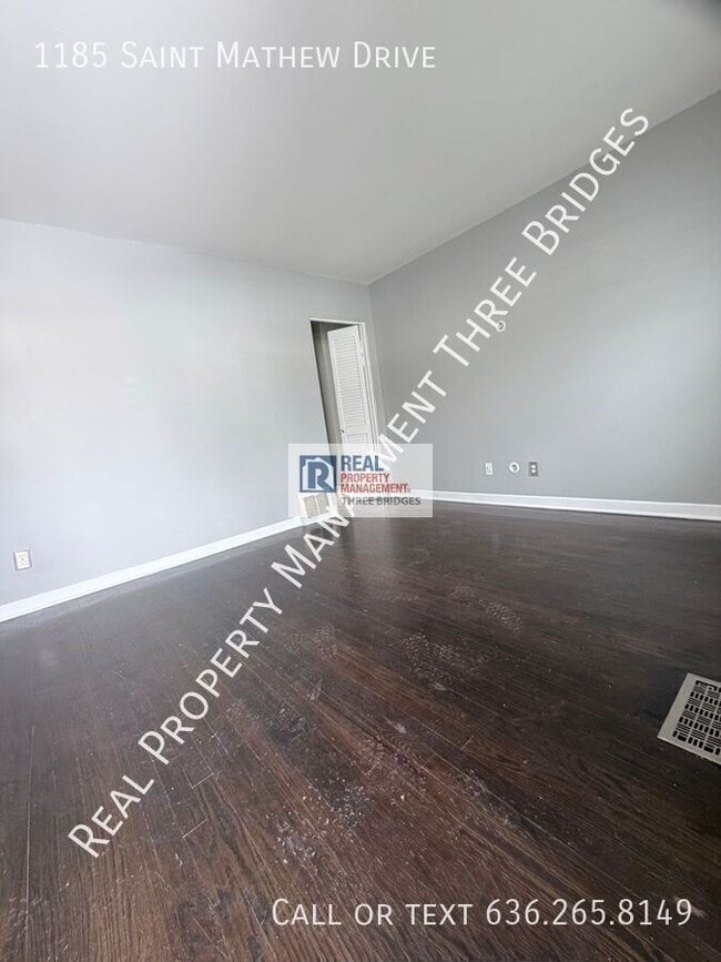 Building Photo - 1185 St Matthew Dr