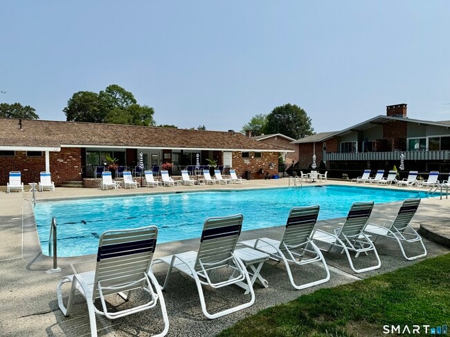 Building Photo - 64 Southport Woods Drive