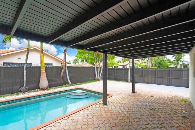 Building Photo - 803 NW 133rd Ct