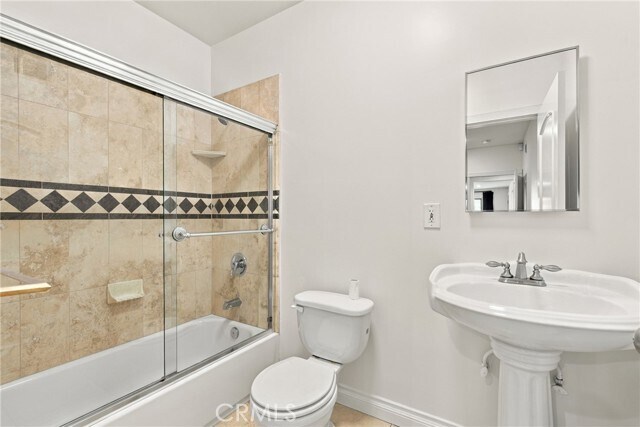 Building Photo - 642 N Crescent Heights Blvd