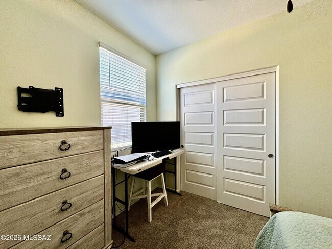 Building Photo - 13553 N Nicholas Ct