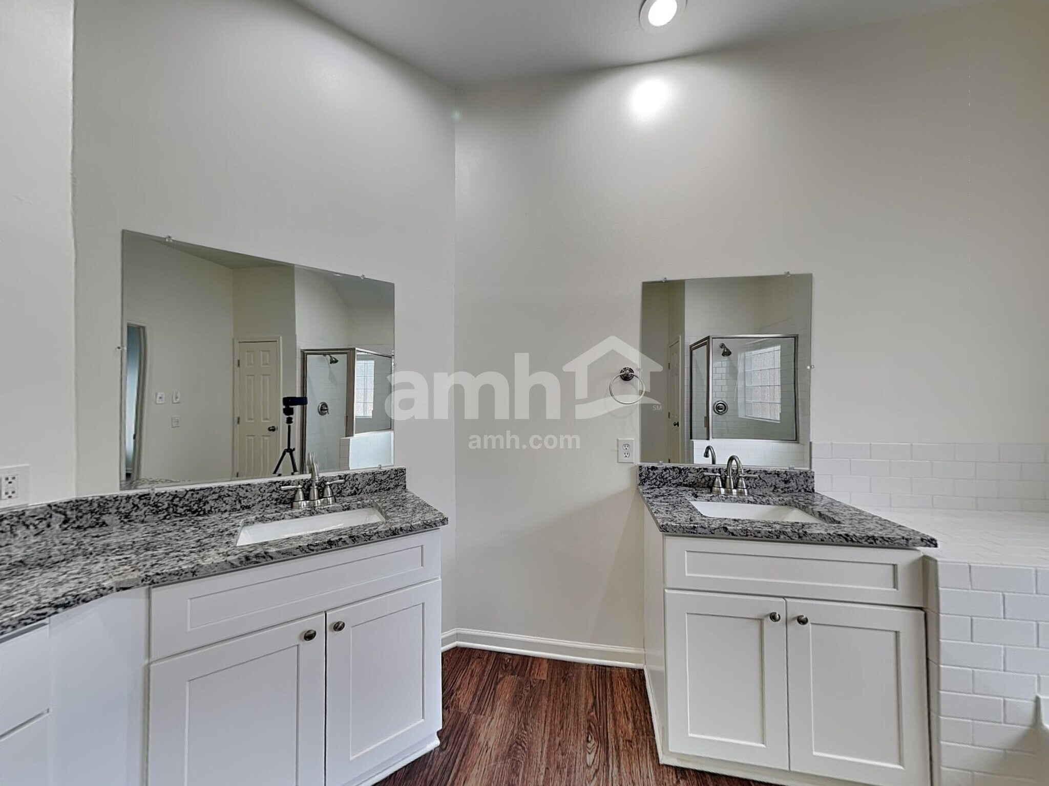 Building Photo - 1601 Oak Pl Ct