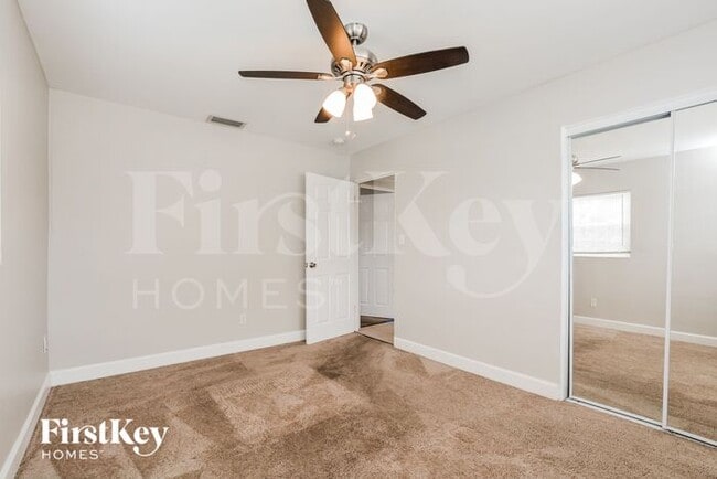 Building Photo - 1407 Chilean Ln