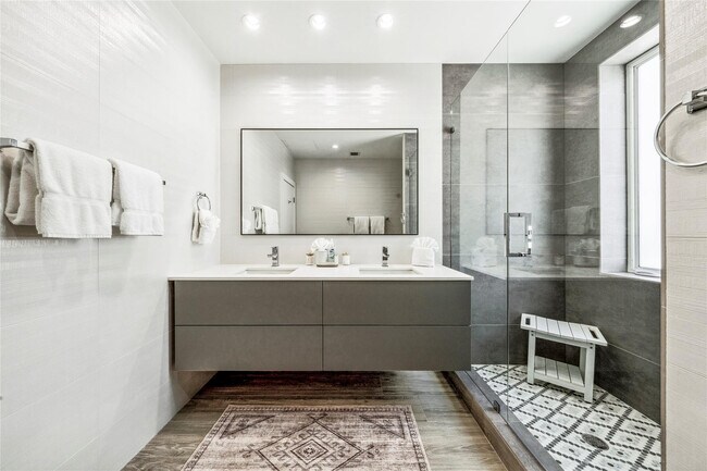 Building Photo - 2523 Castilla Isle