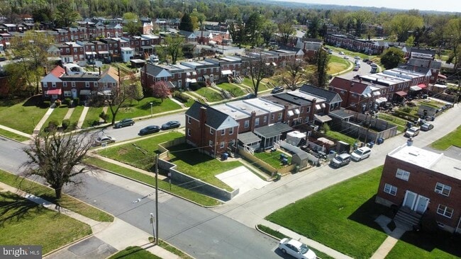 Building Photo - 500 Lucia Ave