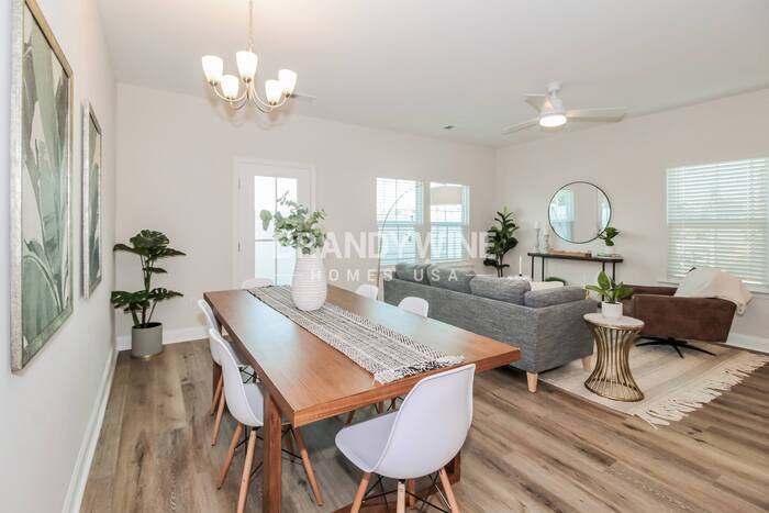 Building Photo - 1016 Wildflower Dr