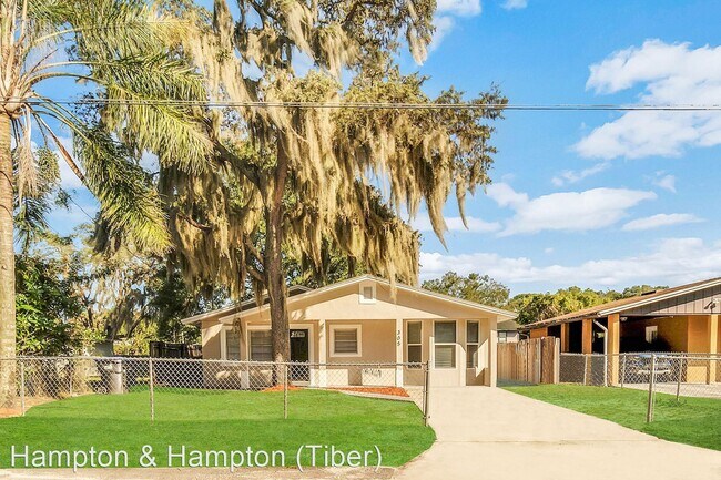 Primary Photo - 4 br, 2 bath House - 305 S CANDLER AVE