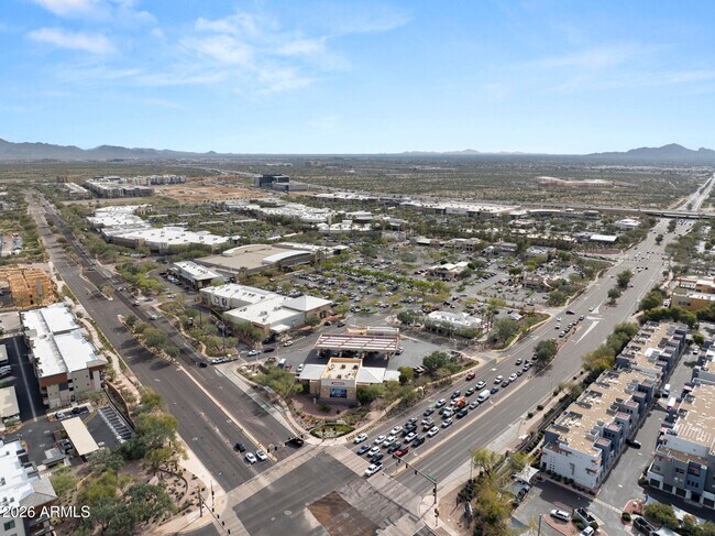 Building Photo - 3653 E Sands Dr