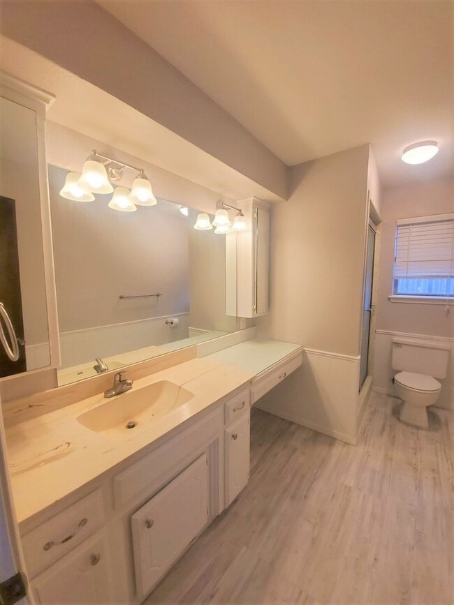 Building Photo - 3 bed 2 Bath 2 Car Garage in Northwood Addition Edmond, OK