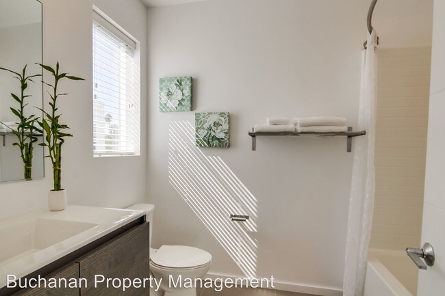 Building Photo - 2902-2912 Jarvis St