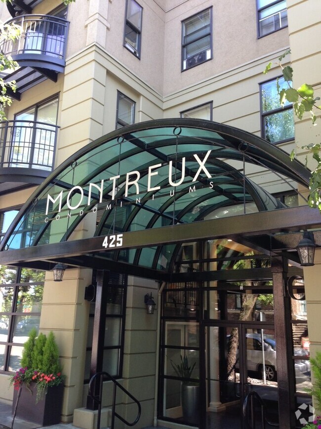 Building Photo - Montreux Condominium - Downtown/Belltown