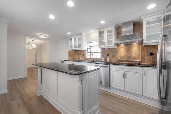 Building Photo - 5026 Cypress Trace Dr