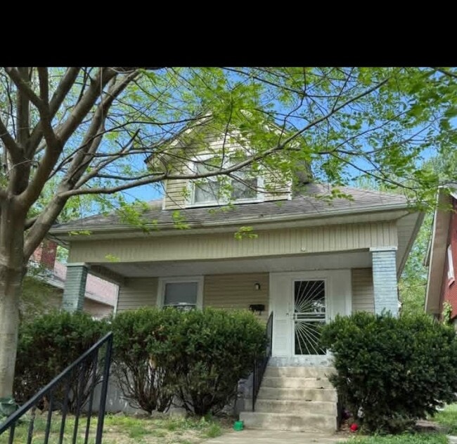 Building Photo - 106 N 42nd St