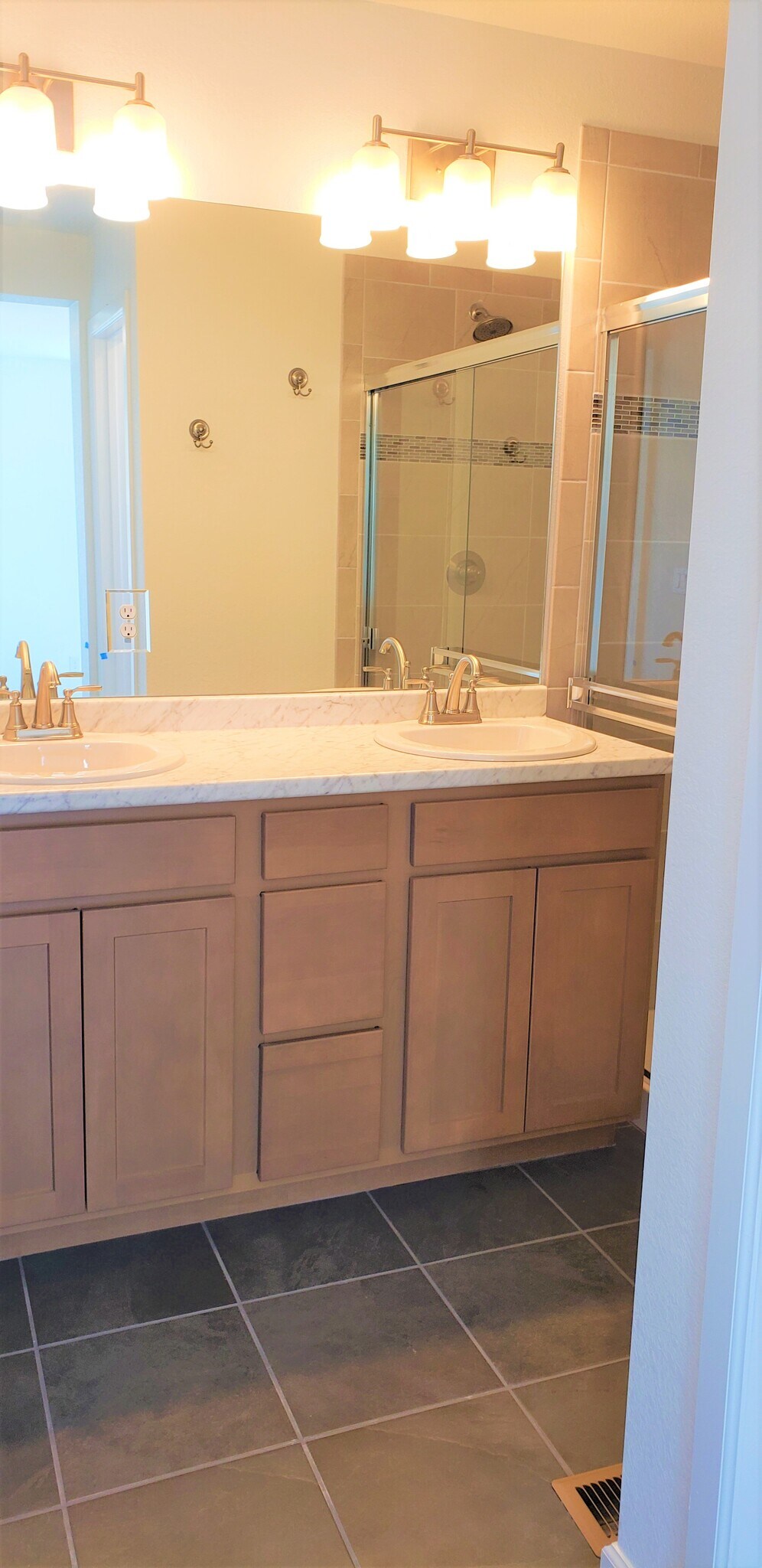 Master Bathroom - 5309 Snowy Egret Grv