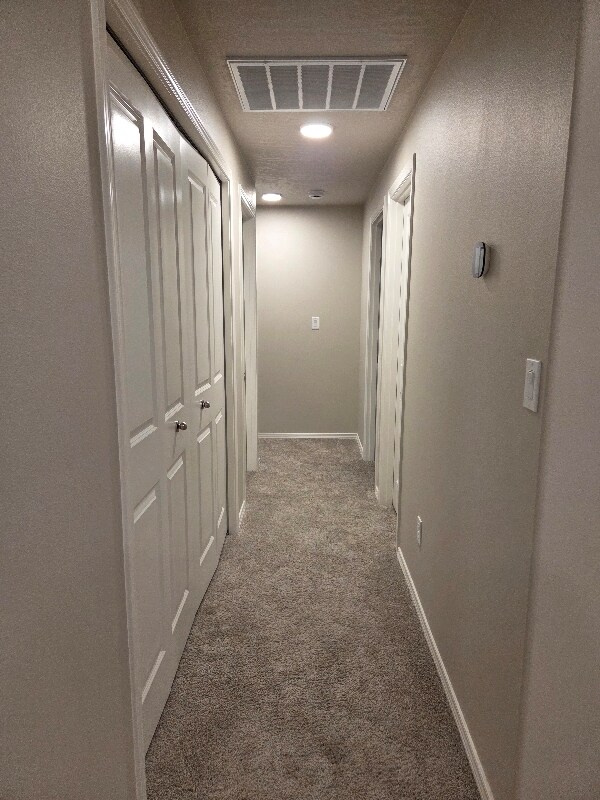 Building Photo - 600 Van Wy