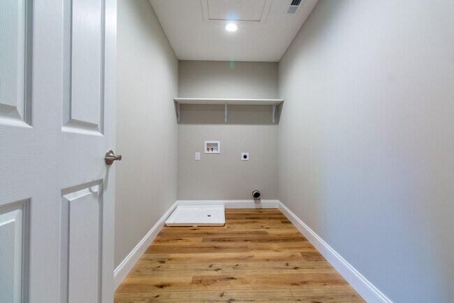 Building Photo - 3449 Frylee Ct