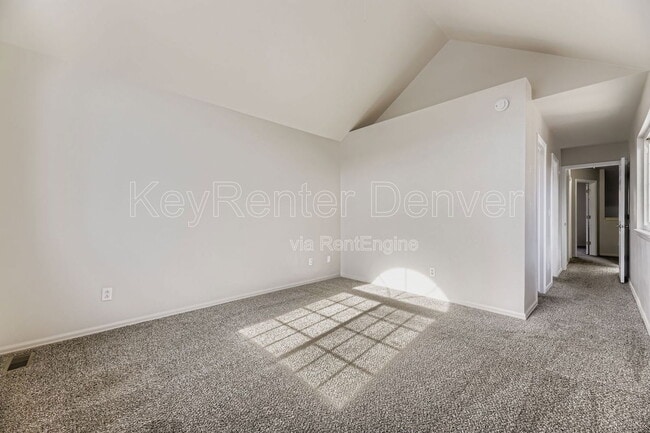 Building Photo - 5906 S Jellison St