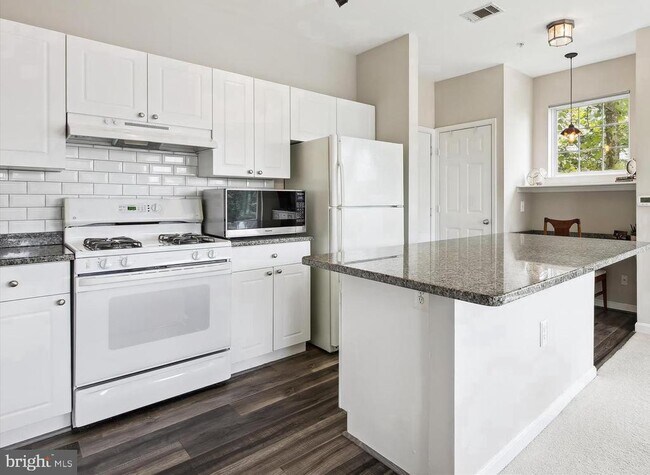 Building Photo - 11307 Aristotle Dr