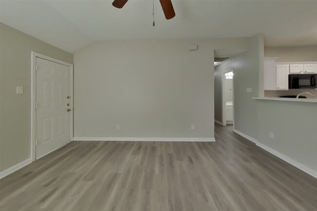 Building Photo - 24307 Hard Wood Dr