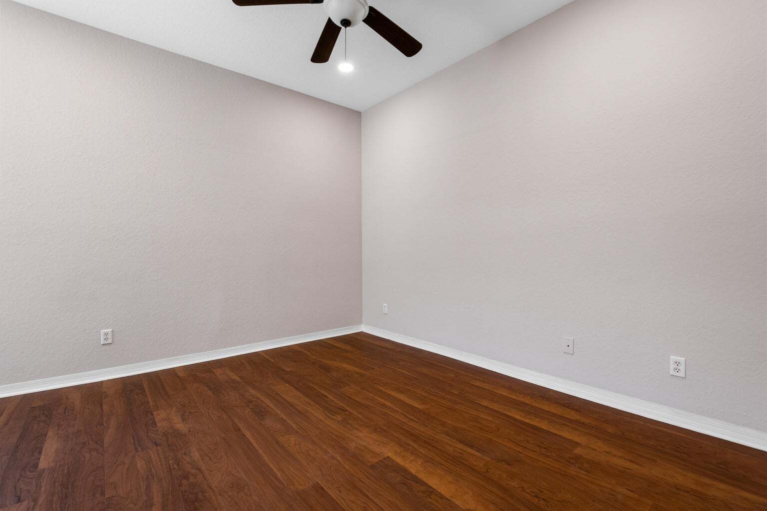 Building Photo - 3051 Grandiflora Dr