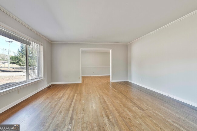 Building Photo - 334 Porter Rd