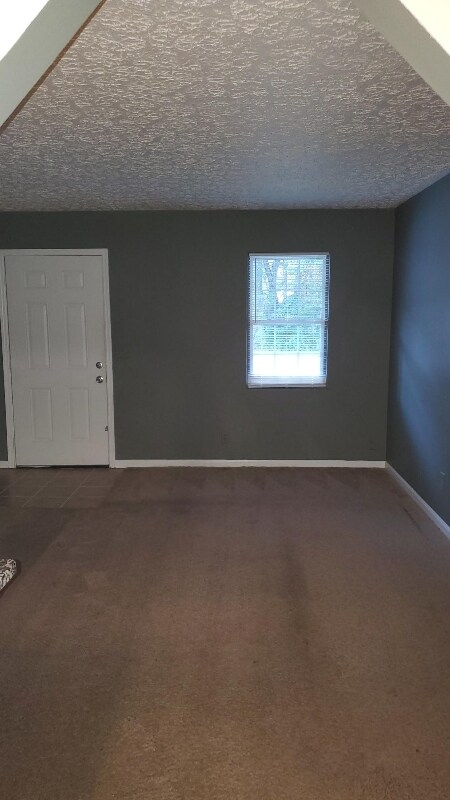 Building Photo - 55 Plum Orchard Rd