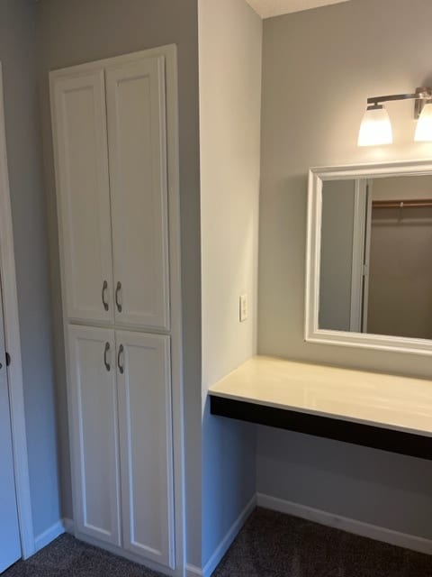 Building Photo - 1234 Crystal Pl E