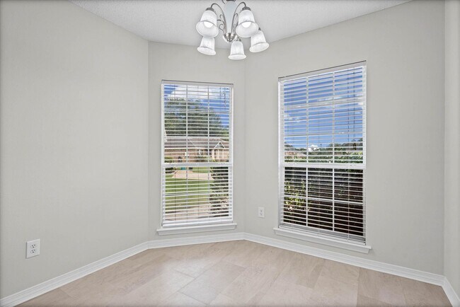 Building Photo - 2074 Spring Grove S