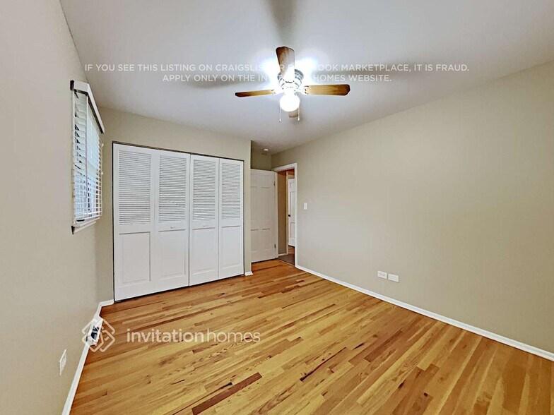 Building Photo - 415 Sussex Ct