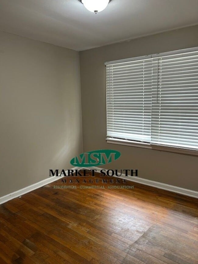 Building Photo - ~~APPLICATION PENDING~~Midtown single fami...